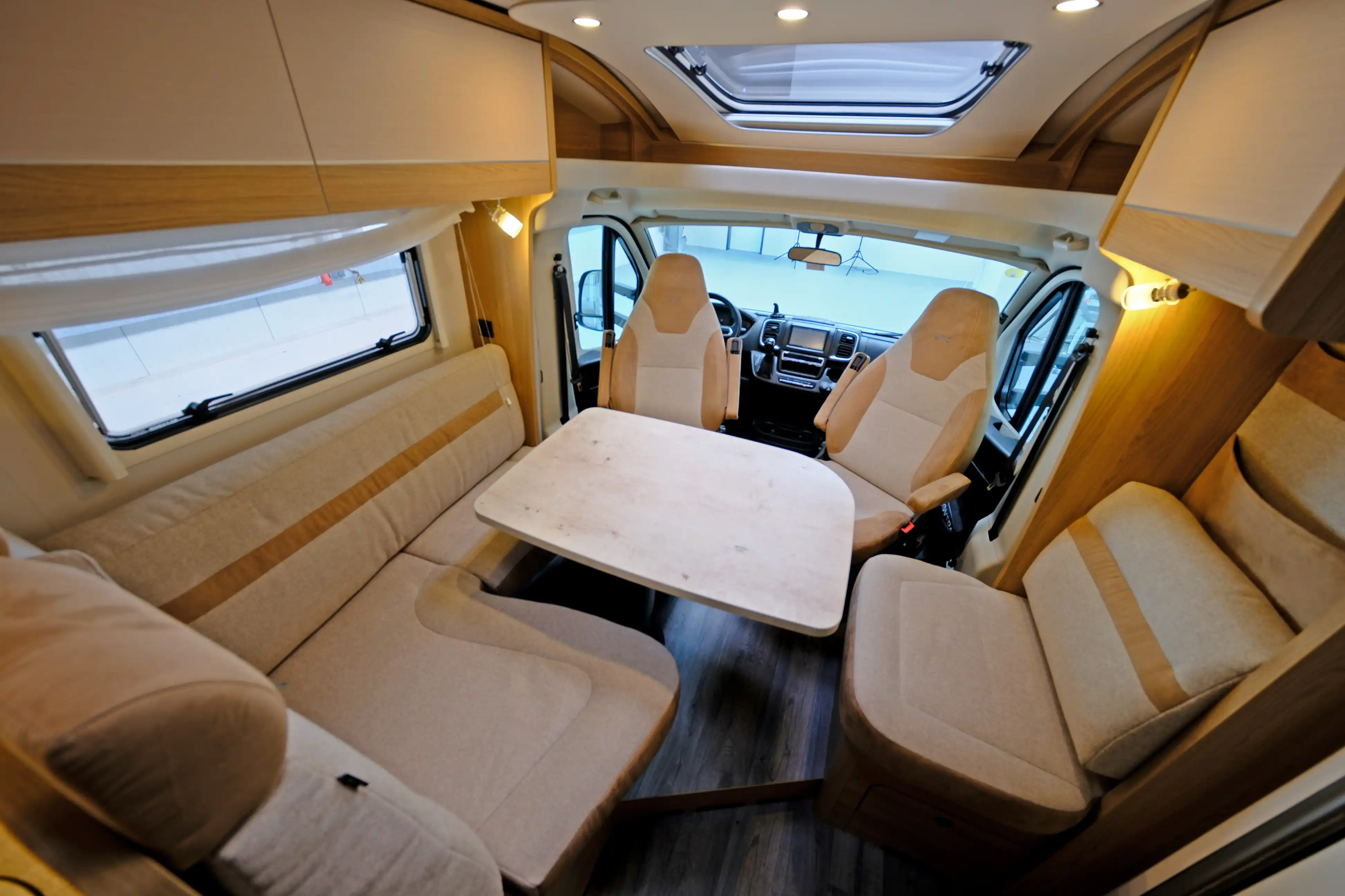 LMC Cruiser T 732 G
